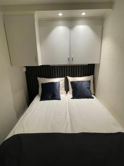 Revtind - Modern Apartment With Free Parking Нарвик Экстерьер фото