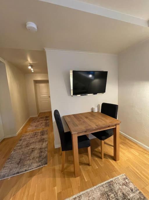 Revtind - Modern Apartment With Free Parking Нарвик Экстерьер фото
